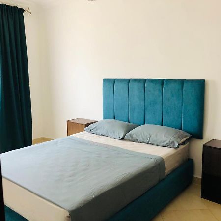 Appartement Charmant Fnideq Bagian luar foto