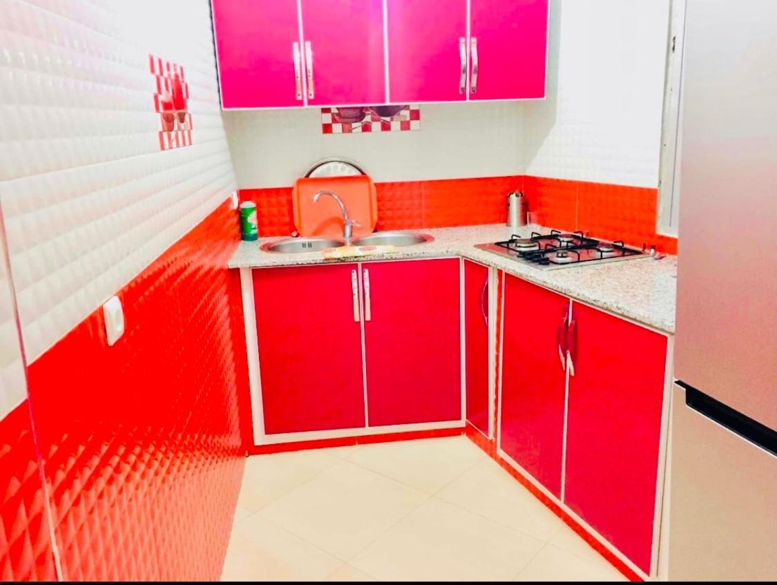 Appartement Charmant Fnideq Bagian luar foto