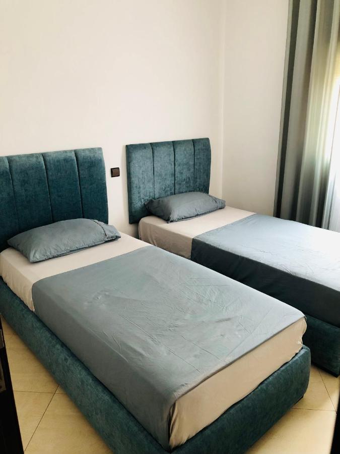 Appartement Charmant Fnideq Bagian luar foto
